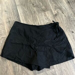 Old Navy linen blend wrap front mini skort